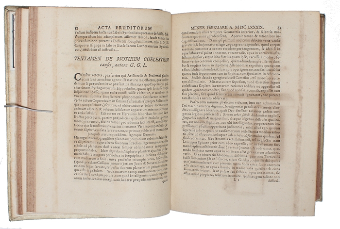 De Lineis Opticis, et alia; Excerpta ex literis ad--- (+) Schediasma de Resistentia Medii, & Motu projectorum gravium in medio resistente. (+) Tentamen de Motuum Coelestium causis. (+) De Linea Isochrona, in qua grave sine acceleratione descendit, & de...