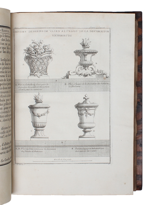 De la Distribution des Maisons de Plaisance et de la Décoration des Edifices en general. Ouvrage enrichie de cent soixante Planches en taille-douce, gravées par l'Auteur. 2 Vols.